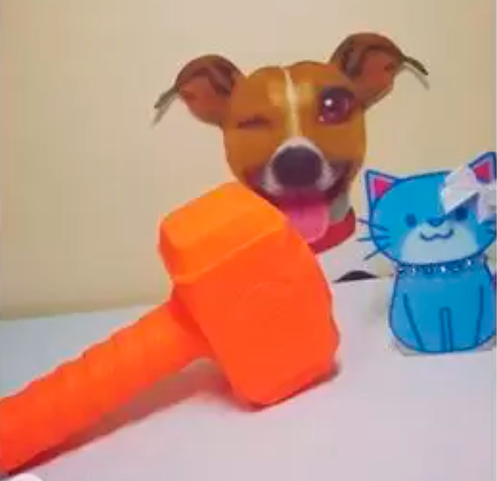 Brinquedo Pet Martelinho Thor Vinil2